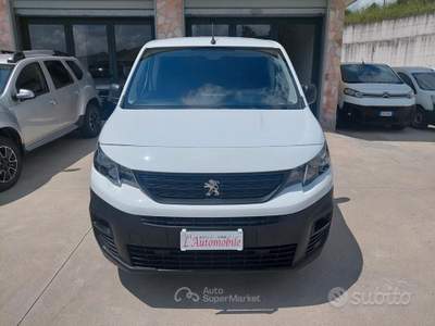 Peugeot Partner cv 2020 Bianco usata Balvano