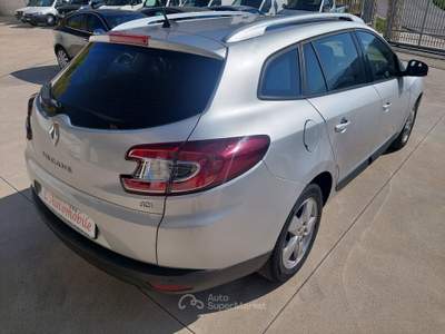 Renault Mégane Megane 1.5 dCi 110CV 6MARCE SW Grigio usata Balvano