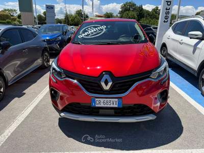 Renault Captur Full Hybrid 145 CV Rosso usata Lanciano