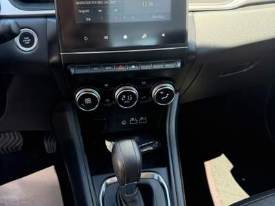Renault Captur Full Hybrid 145 CV Rosso usata Lanciano