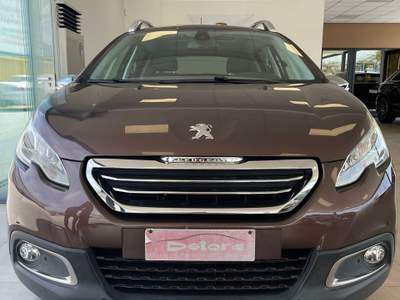 Peugeot 2008 Auto in condizioni impeccabili, non fumatori. Marrone usata MILAZZO