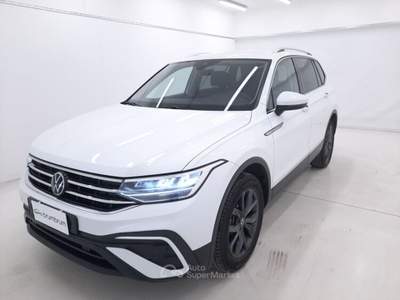 Volkswagen Tiguan Allspace Miglior prezzo garantito e consegna in pochi giorni Bianco usata Reggio nell'Emilia
