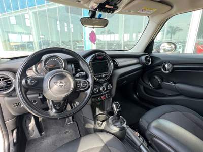 MINI Clubman 1.5 Cooper D Business Beige usata Gela