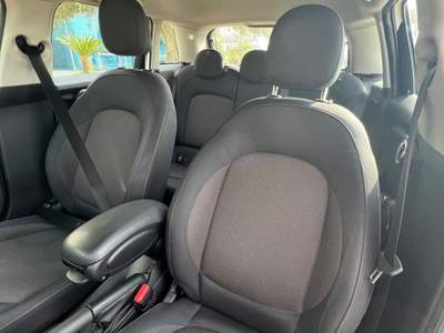 MINI Clubman 1.5 Cooper D Business Beige usata Gela