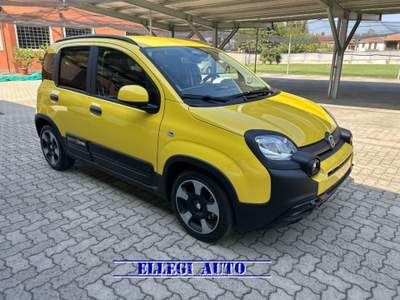 Fiat Panda PROMO FIN.  PANDINA CROSS  1.0  Hybrid KM0 Giallo usata CASTELLO DI ANNONE