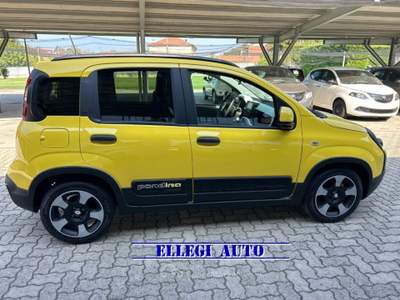 Fiat Panda PROMO FIN.  PANDINA CROSS  1.0  Hybrid KM0 Giallo usata CASTELLO DI ANNONE