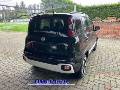 Fiat Panda PANDINA CROSS  1.0  Hybrid KM0 Nero usata CASTELLO DI ANNONE