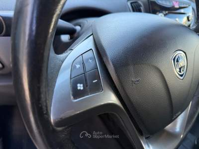 Lancia Ypsilon LANCIA Y NEOPATENTATI Bianco usata Pomezia