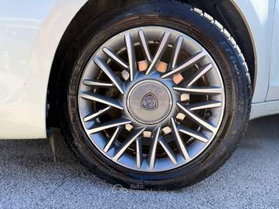 Lancia Ypsilon LANCIA Y NEOPATENTATI Bianco usata Pomezia