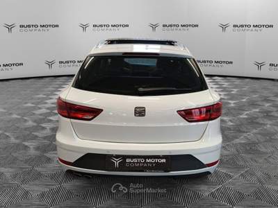 Seat Leon Leon ST 2.0 tdi FR 184cv dsg Full led, tetto aprib Bianco usata Olgiate Olona