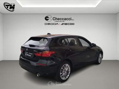BMW Serie 1 120d 120d xDrive 5p. Advantage Nero usata Prato
