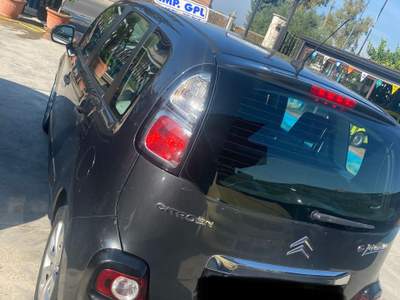 Citroen C3 Picasso Tenuta in buono stato Grigio usata Cancello ed Arnone