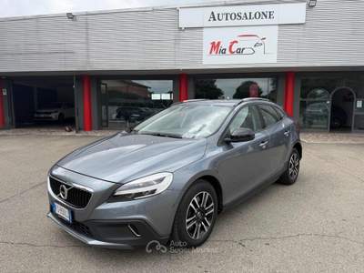 Volvo V40 Cross Country D2 Geartronic Style Plus cambio automatico Grigio usata Sabbioneta