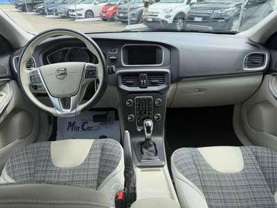 Volvo V40 Cross Country D2 Geartronic Style Plus cambio automatico Grigio usata Sabbioneta