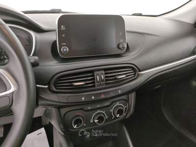 Fiat Tipo 1.3 Mjt S&S 5 porte Easy Business Nero usata Barletta