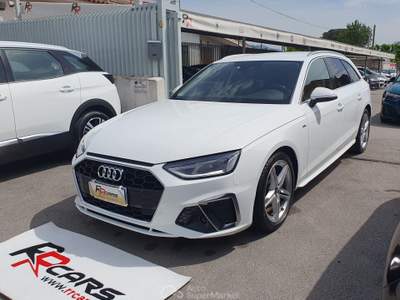 Audi A4 Avant 30 TDI/136 CV S tronic line edition Bianco usata Sant'Egidio del Monte Albino