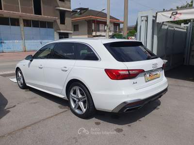 Audi A4 Avant 30 TDI/136 CV S tronic line edition Bianco usata Sant'Egidio del Monte Albino