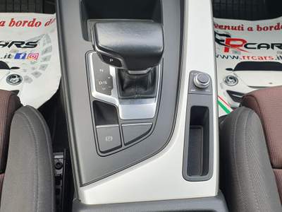 Audi A4 Avant 30 TDI/136 CV S tronic line edition Bianco usata Sant'Egidio del Monte Albino