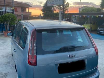 Ford C-Max Tenuta in buono stato Grigio usata Cancello ed Arnone