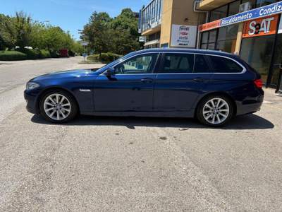 BMW Serie 5 520d 520d Touring AUTOMATICA-TETTO-GANCIO TRAINO. Blu/Azzurro usata Pesaro