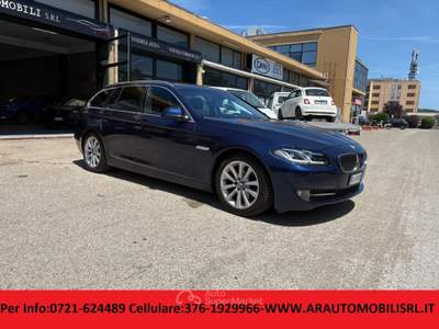 BMW Serie 5 520d 520d Touring AUTOMATICA-TETTO-GANCIO TRAINO. Blu/Azzurro usata Pesaro