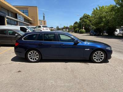 BMW Serie 5 520d 520d Touring AUTOMATICA-TETTO-GANCIO TRAINO. Blu/Azzurro usata Pesaro