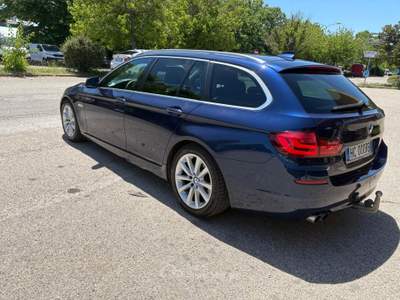 BMW Serie 5 520d 520d Touring AUTOMATICA-TETTO-GANCIO TRAINO. Blu/Azzurro usata Pesaro