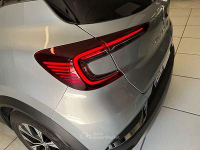 Renault Captur Captur 1.6 E-Tech full hybrid Techno Auto 145cv Grigio usata Como