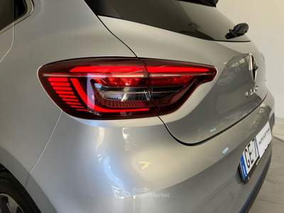 Renault Clio Clio 5 Porte 1.6 E-TECH Hybrid 140cv Serie Limitat Grigio usata Como
