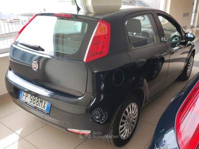 Fiat Punto Punto 1.3 MJT II S&S 95 CV 5 porte Street Nero usata MONTE URANO