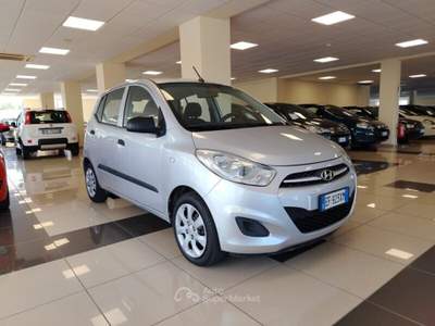 Hyundai i10 i10 1.1 12V Classic Argento usata MONTE URANO