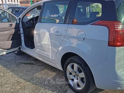 Peugeot 5008 Peugeot 5008 Sette Posti Bianco usata Terni