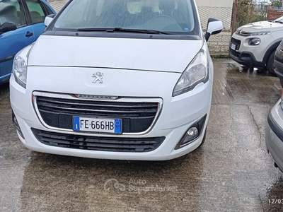 Peugeot 5008 Peugeot 5008 Sette Posti Bianco usata Terni