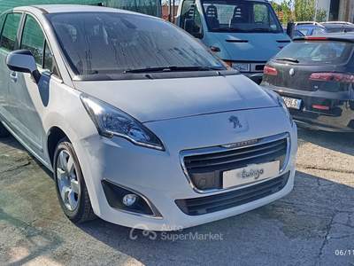 Peugeot 5008 Peugeot 5008 Sette Posti Bianco usata Terni