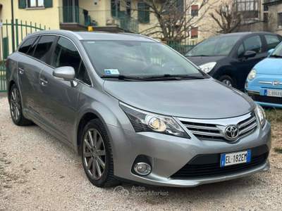 Toyota Avensis STYLE UNICOPR KMCERT GARAN usata Odolo