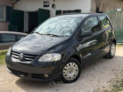 Volkswagen Fox 1.2 TRENDLINE KMCERT NEOPAT UNICOPR usata Odolo