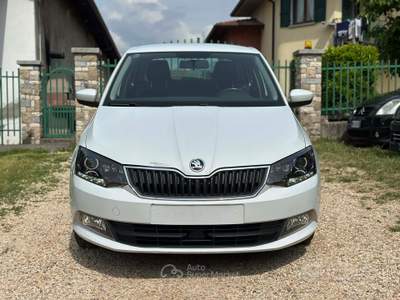Skoda Fabia MPI 75CV 5P. STYLE KMCERT GARANZ usata Odolo