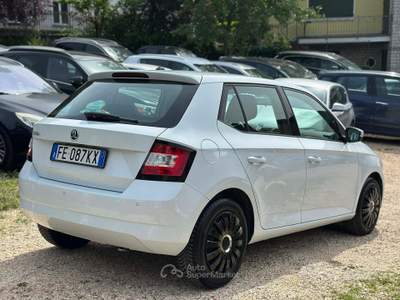 Skoda Fabia MPI 75CV 5P. STYLE KMCERT GARANZ usata Odolo