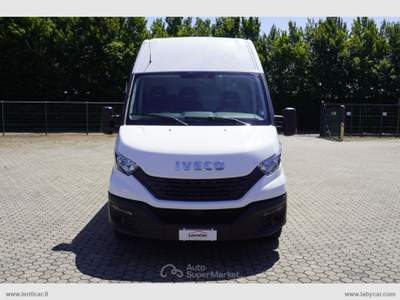 Iveco Daily Daily 35S12V 2.3 HPT PM-TM Furg. Euro 6D-Temp Bianco usata Castelletto di Branduzzo