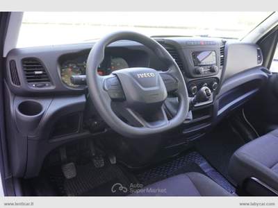 Iveco Daily Daily 35S12V 2.3 HPT PM-TM Furg. Euro 6D-Temp Bianco usata Castelletto di Branduzzo