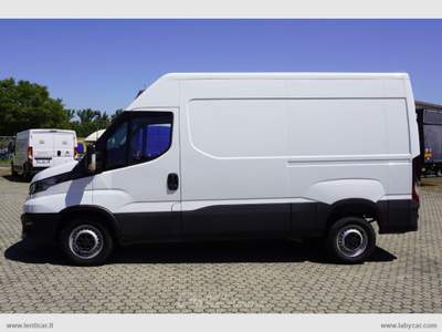 Iveco Daily Daily 35S12V 2.3 HPT PM-TM Furg. Euro 6D-Temp Bianco usata Castelletto di Branduzzo