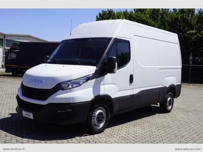 Iveco Daily Daily 35S12V 2.3 HPT PM-TM Furg. Euro 6D-Temp Bianco usata Castelletto di Branduzzo