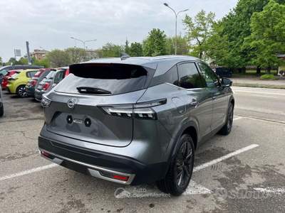 Nissan Qashqai Xtronic Tekna Km 0 usata Modena
