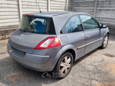 Renault Mégane Megane Mégane 1.5 dCi/82CV 3 porte Pack Au usata Pianezza