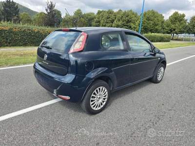 Fiat Punto EVO BENZ/METANO- EURO 6- OK NEOPATENTAT usata Brescia