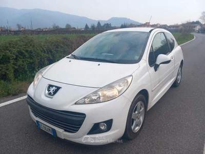 Peugeot 207 1,4 BENZINA- OK NEOPATENTATI usata Brescia