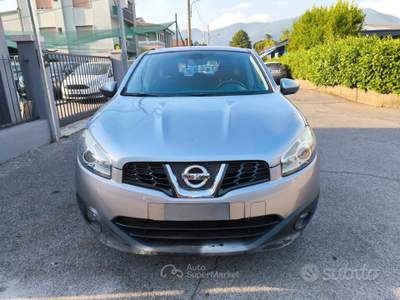 Nissan Qashqai 2,0 DCI 4X4- TEKNA- usata Brescia
