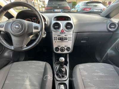 Opel Corsa porte Club usata Pozzonovo