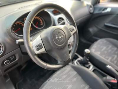 Opel Corsa porte Club usata Pozzonovo