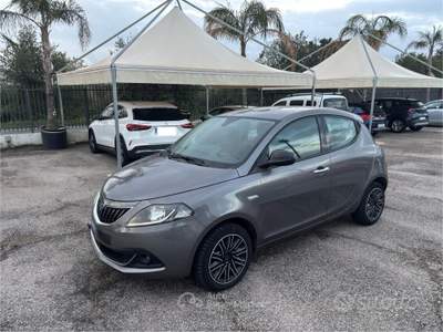 Lancia Ypsilon 5 porte S&S Hybrid Ecoc usata SESSA AURUNCA